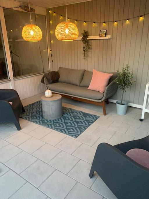 Huset Ved Soen Taet Pa Herning Og Mch Og Boxen 90 M2 Sunds Luaran gambar
