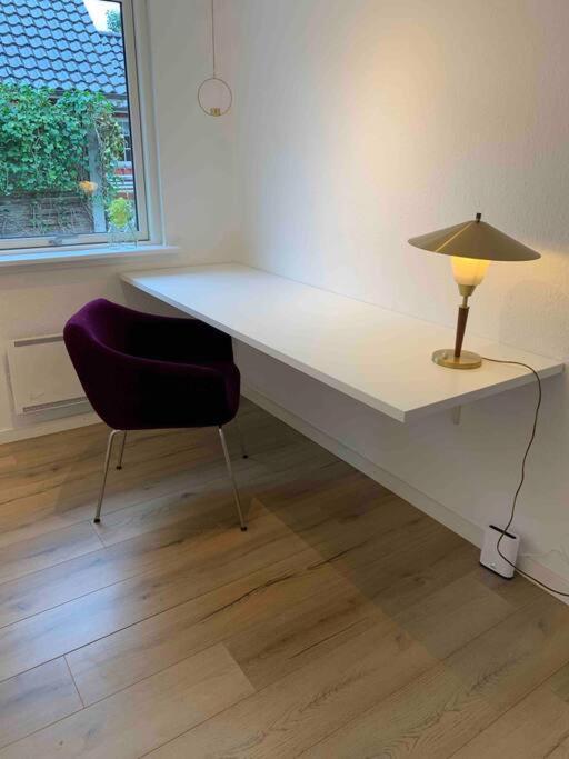 Huset Ved Soen Taet Pa Herning Og Mch Og Boxen 90 M2 Sunds Luaran gambar