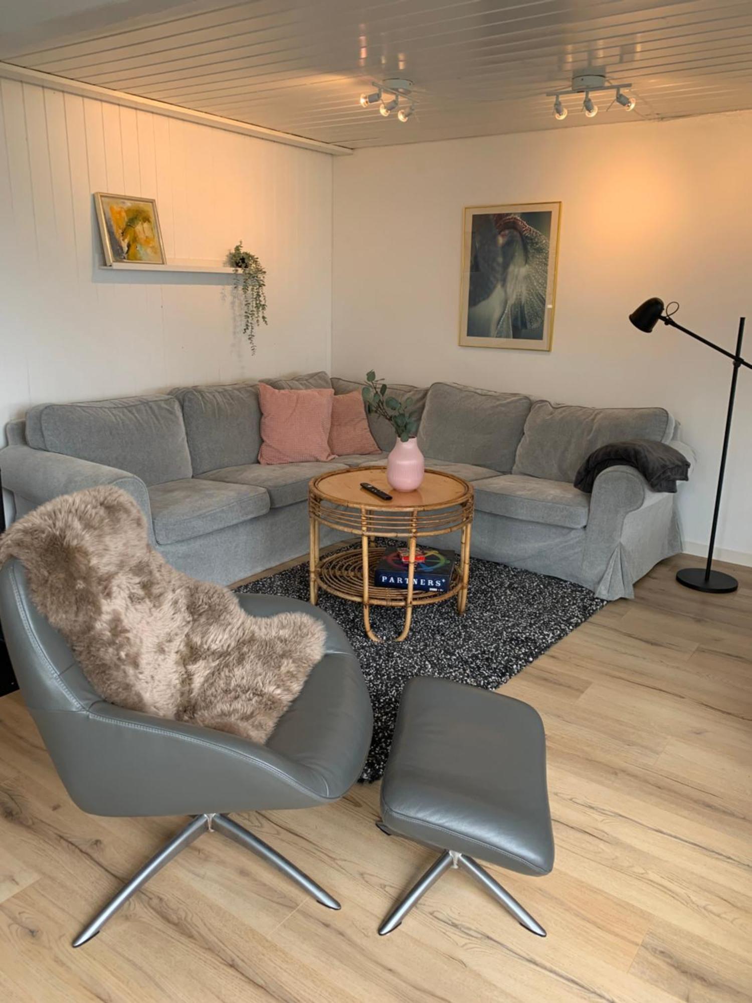 Huset Ved Soen Taet Pa Herning Og Mch Og Boxen 90 M2 Sunds Luaran gambar