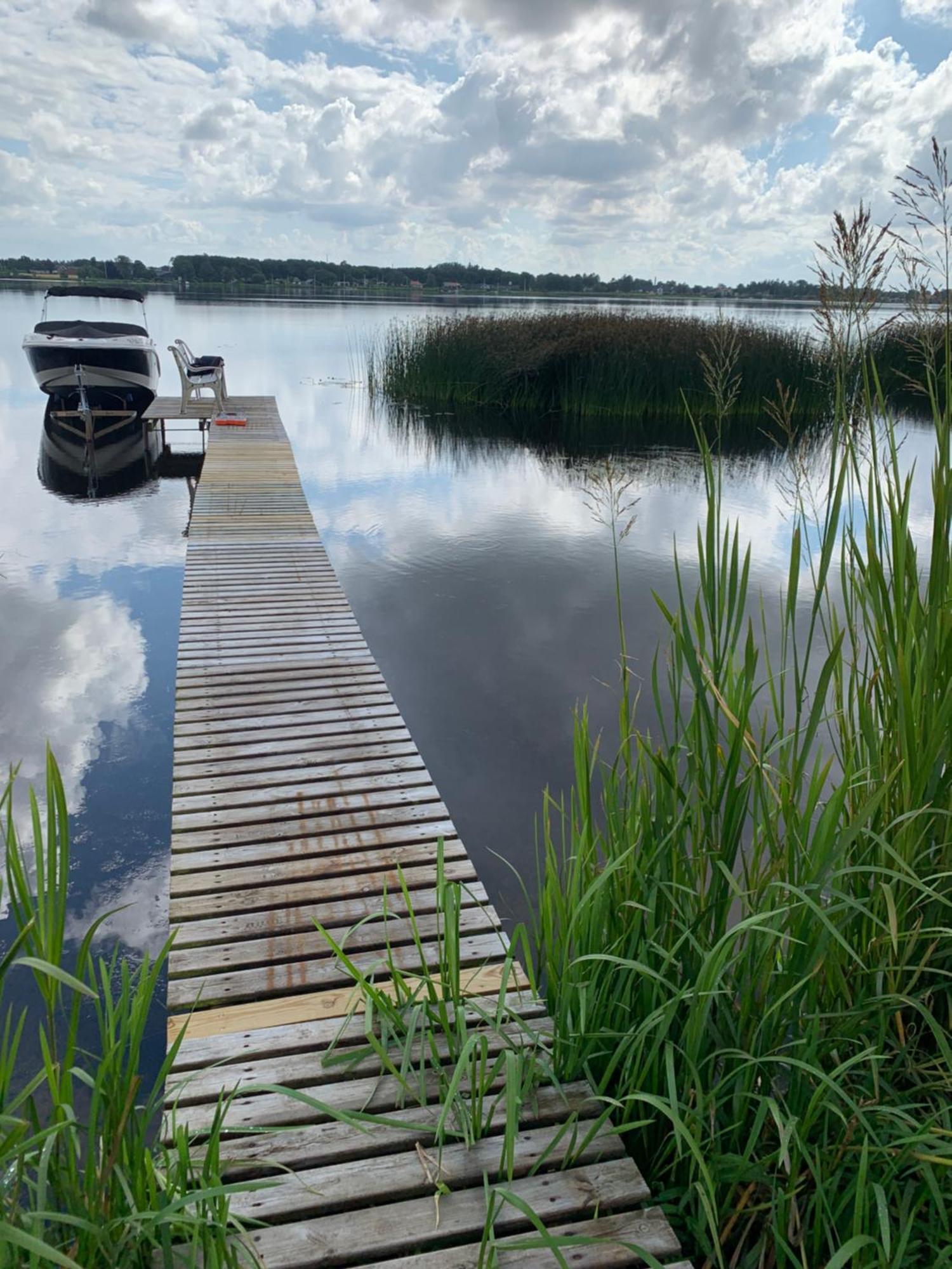Huset Ved Soen Taet Pa Herning Og Mch Og Boxen 90 M2 Sunds Luaran gambar
